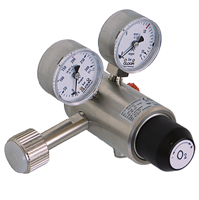 Two-stage pressure regulator for variable working pressures Two-stage pressure regulator for variable working pressures
